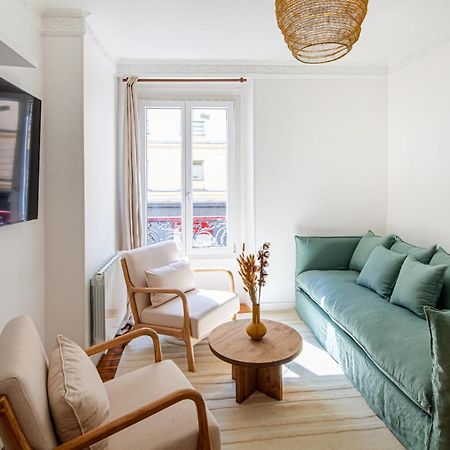 Appartement Eiffel Tower Rue Cler à Paris Extérieur photo